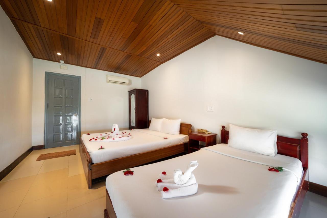 Bed Station Hostel & Pool Bar Hoi An " Former Sunflower" Exterior photo