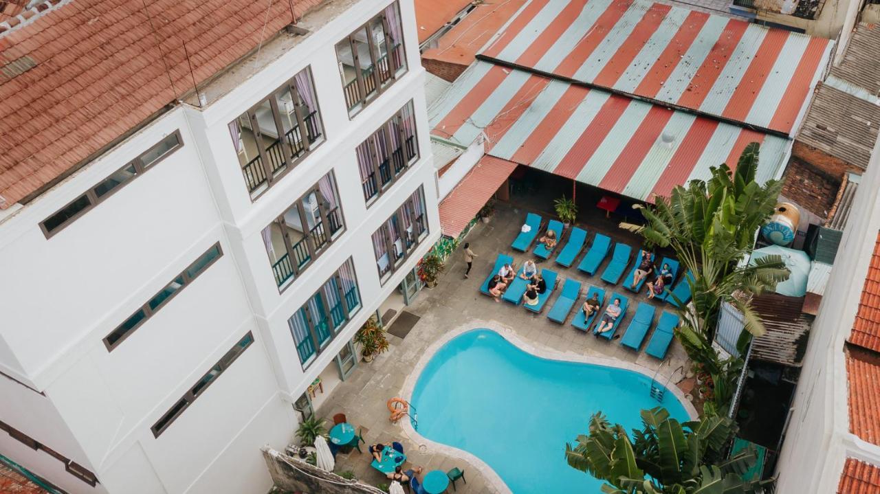 Bed Station Hostel & Pool Bar Hoi An " Former Sunflower" Exterior photo