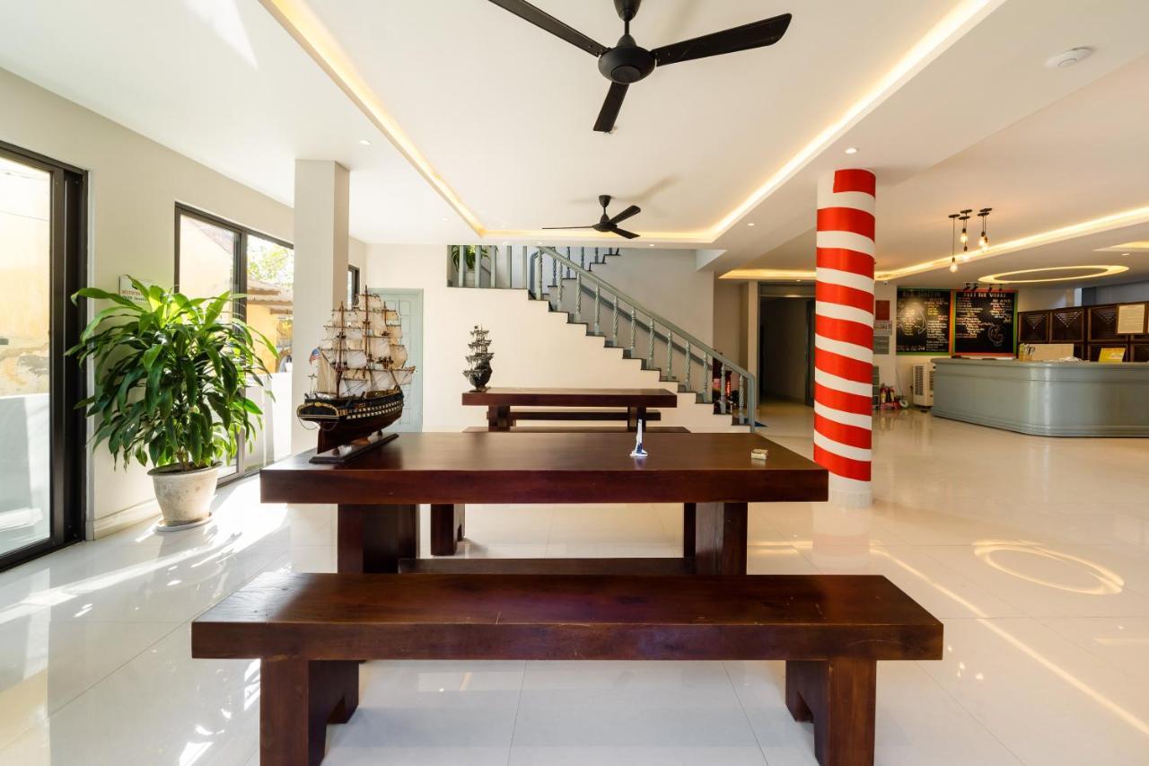 Bed Station Hostel & Pool Bar Hoi An " Former Sunflower" Exterior photo